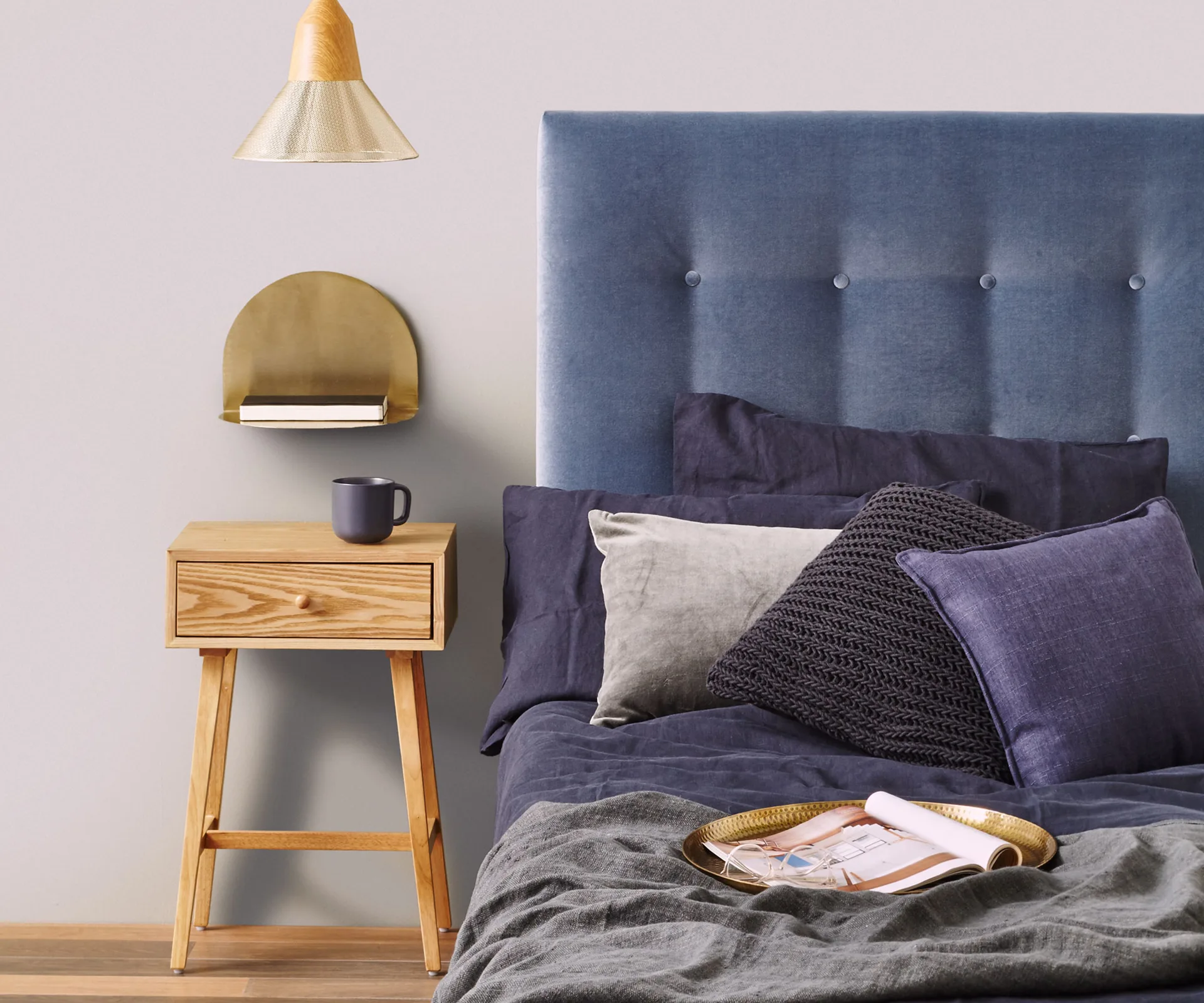 Trend report: Deep navy, soft velvet and luxe gold