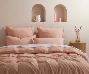 8 ways to add warmth to your bedroom this winter