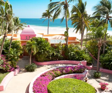 3 of our favourite colourful hotels from around the world