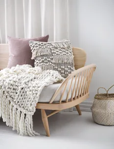 What it’s like to make your own super chunky knit blanket