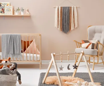 DIY nursery decor: 3 super chic and affordable projects