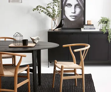 How to define a dining space in an open plan living room