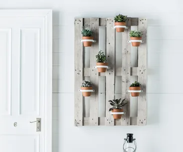 How to make your own vertical pot plant hanger at home