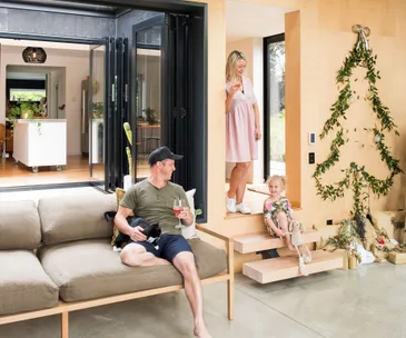 This modern cottage on Waiheke Island is filled with fresh Christmas style