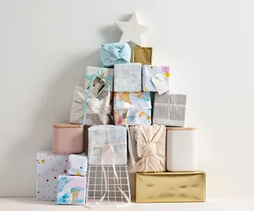 6 creative ways to make your own gift wrap (that won’t break the bank)