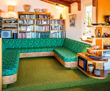 This unique townhouse in Herne Bay is brimming with ’70s style