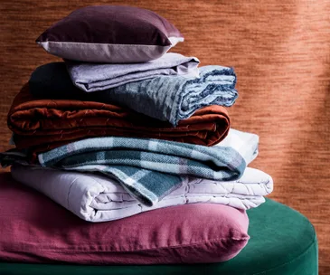 How to declutter your linen cupboard for Clutter-Free Feb