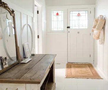 How to organise your entryway for Clutter-Free Feb