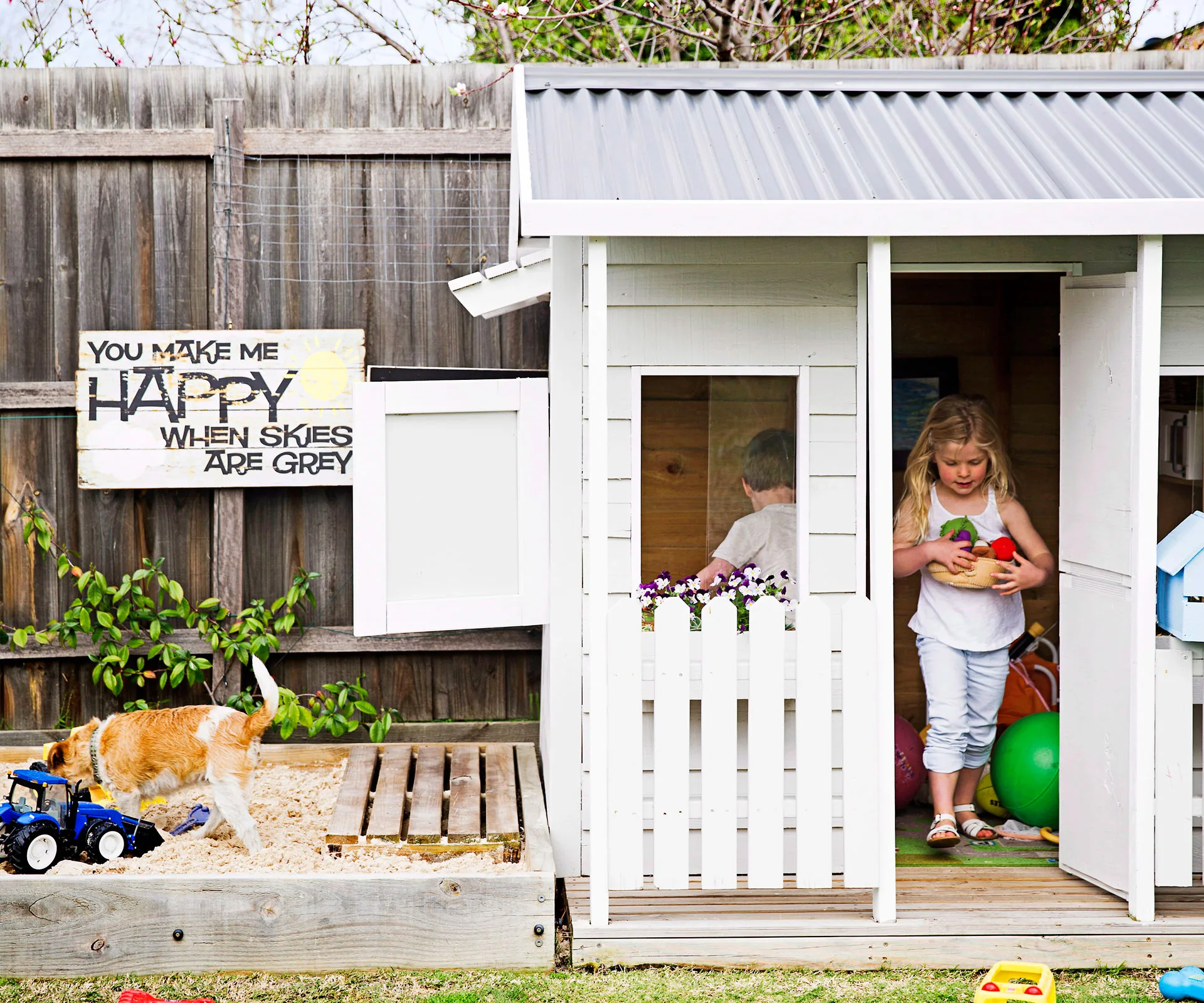 10 stylish ways to organise your outdoor garden area