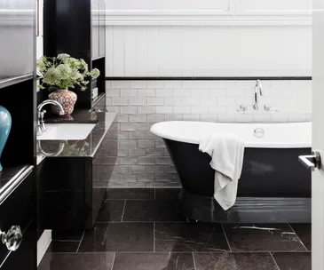 How to create an old world glamour look in your bathroom