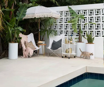 How to bring a cool vintage vibe to your poolside style