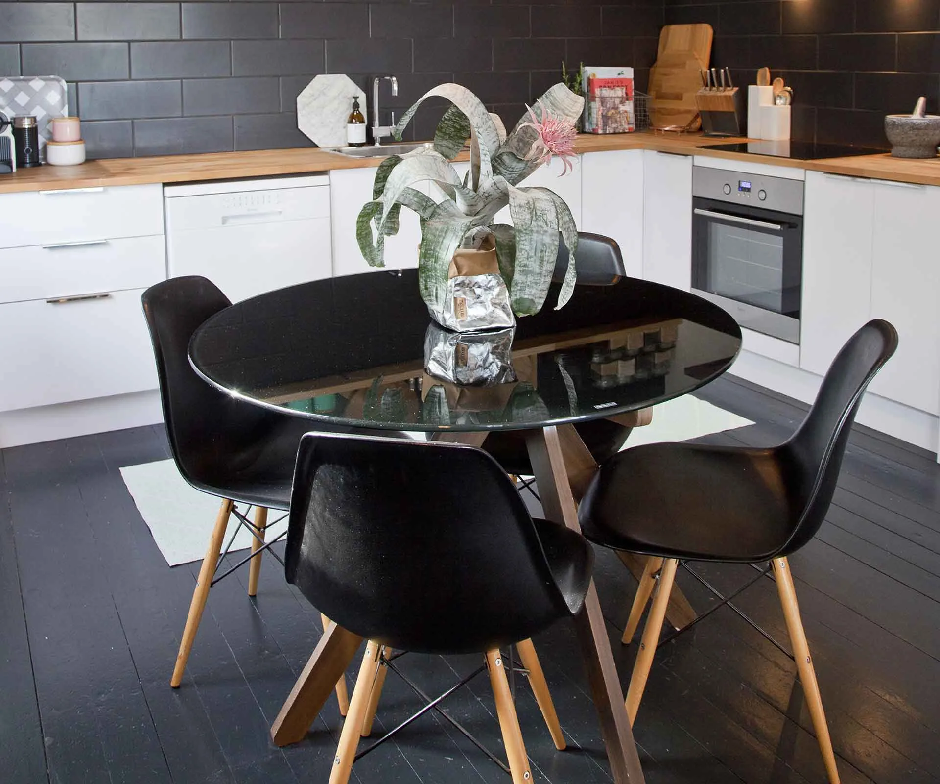 7 ways to make a statement with stunning matte finishes