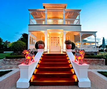Live the country dream in these 5 villas for sale on Auckland’s city fringe