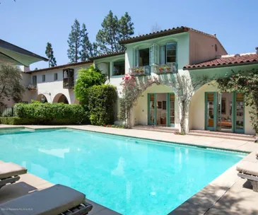 Cameron Diaz’s house in ‘The Holiday’ is for sale