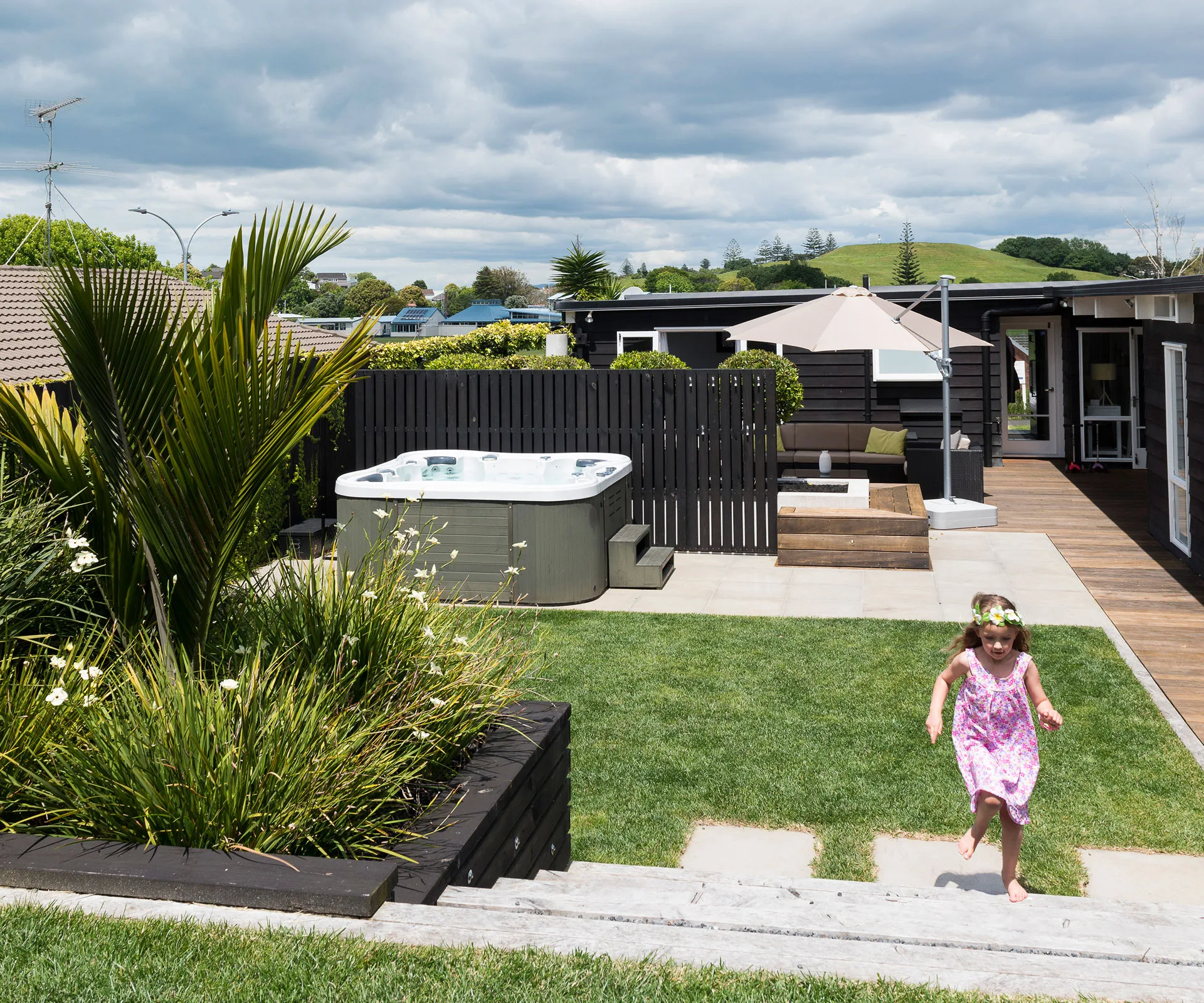 These 5 outdoor areas will make you want to dine outside tonight