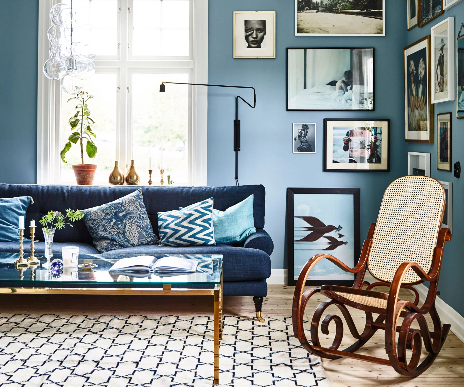 This Swedish home will inspire you to paint your walls blue