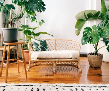 7 Instagrammers to follow to satisfy your vintage obsession