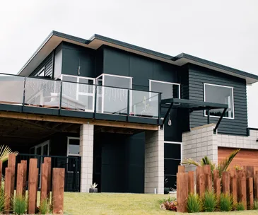 This Waihi home is a lesson in industrial-meets-beach style