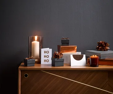 Here are 4 different ways to decorate with tinsel this Christmas