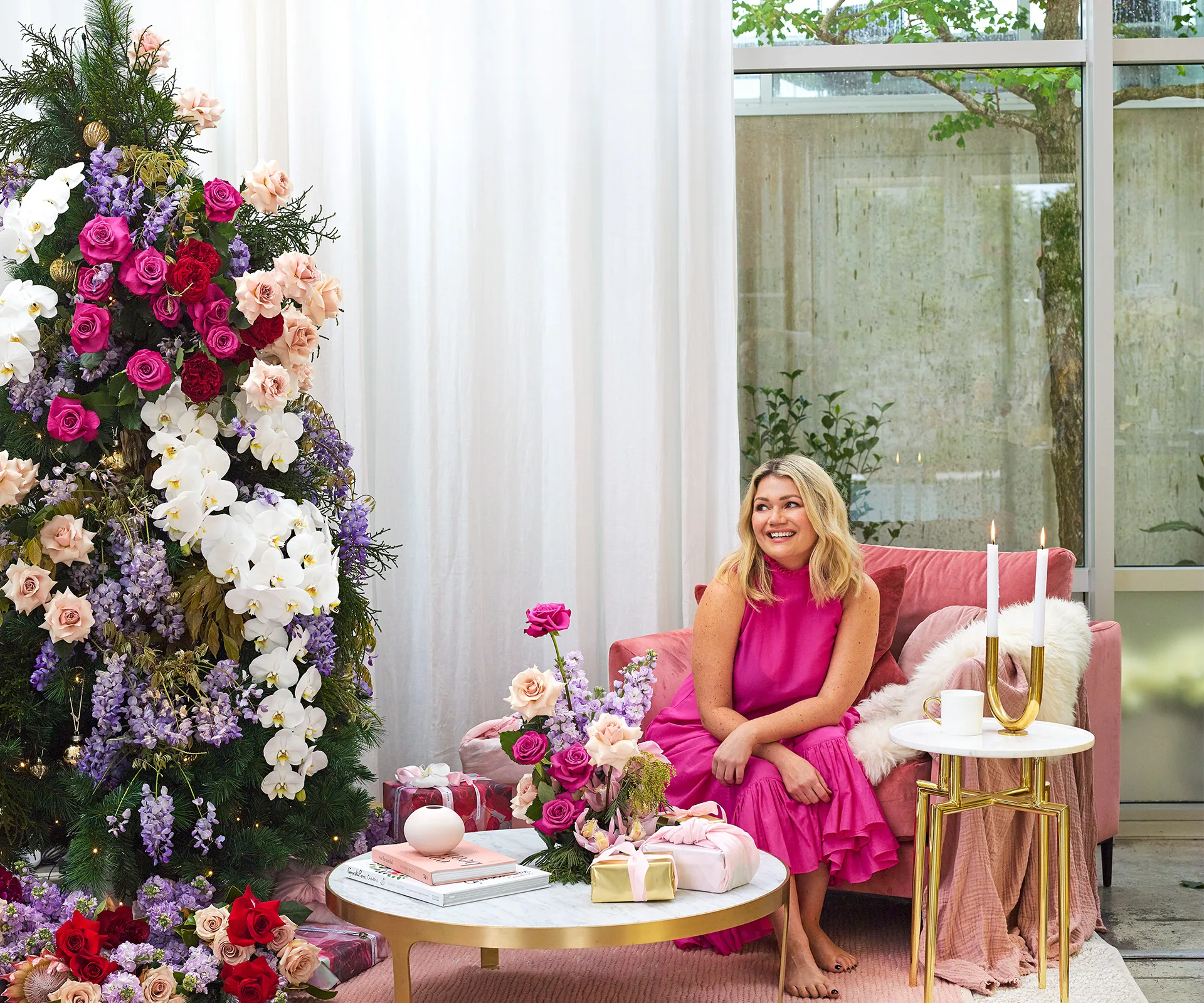 Here’s how to create a stunning floral Christmas tree