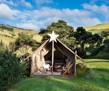 This glamping set up will make you want to have Christmas outdoors