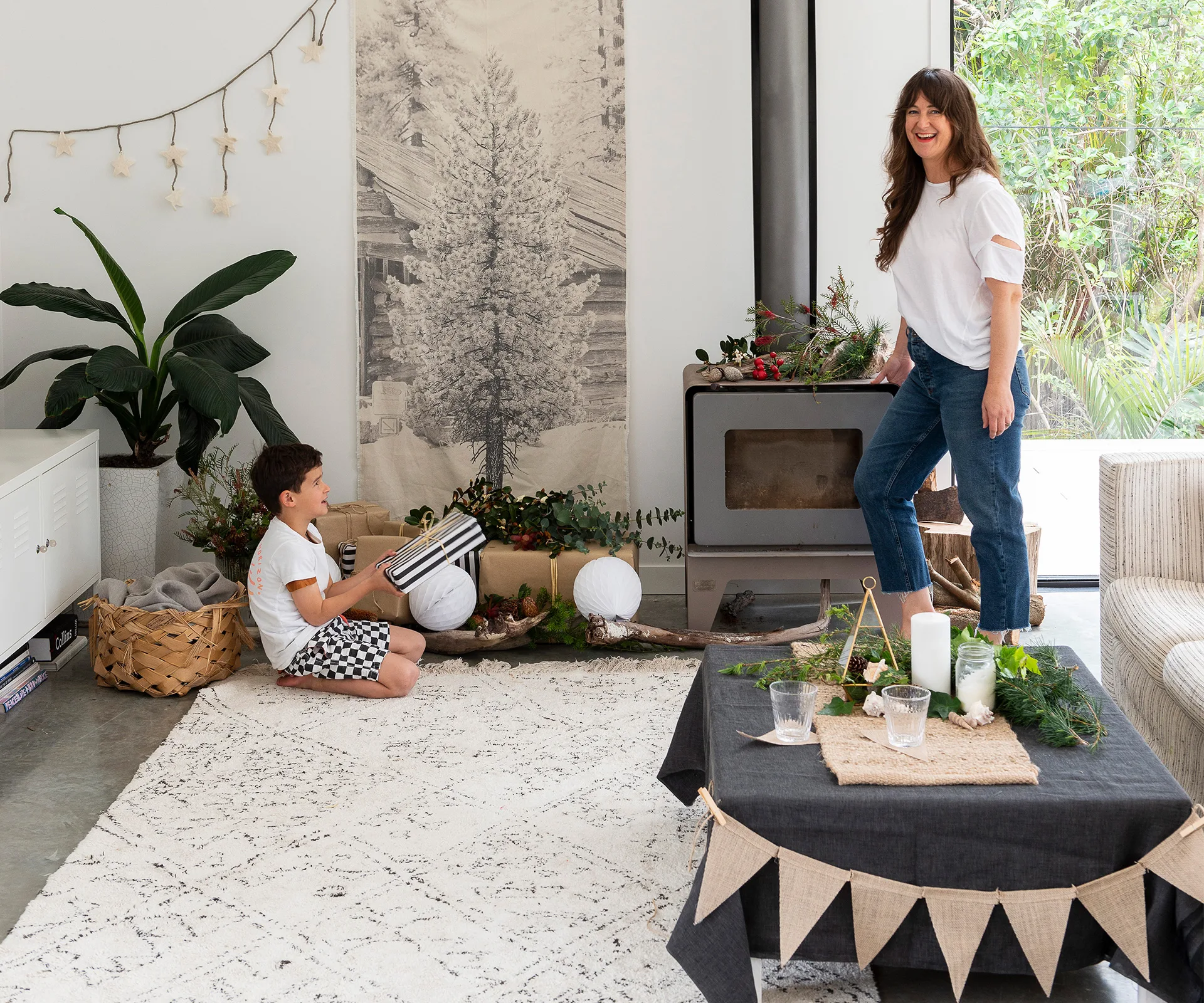 This Muriwai Beach home is all about laid-back Christmas style