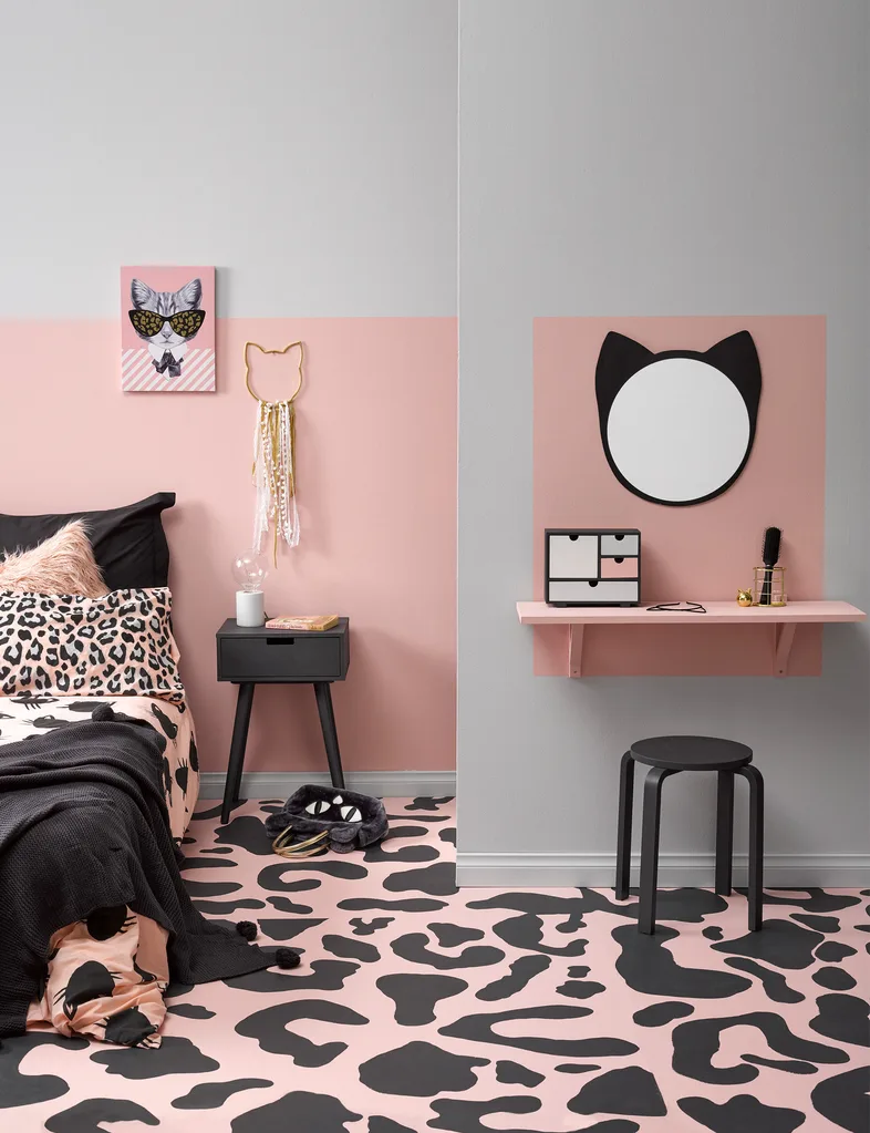 Recreate this kitten themed bedroom with these easy DIY tips