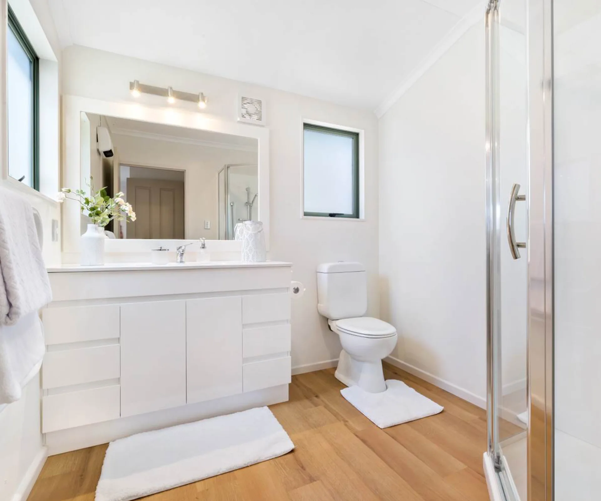 Cockle Bay home for sale