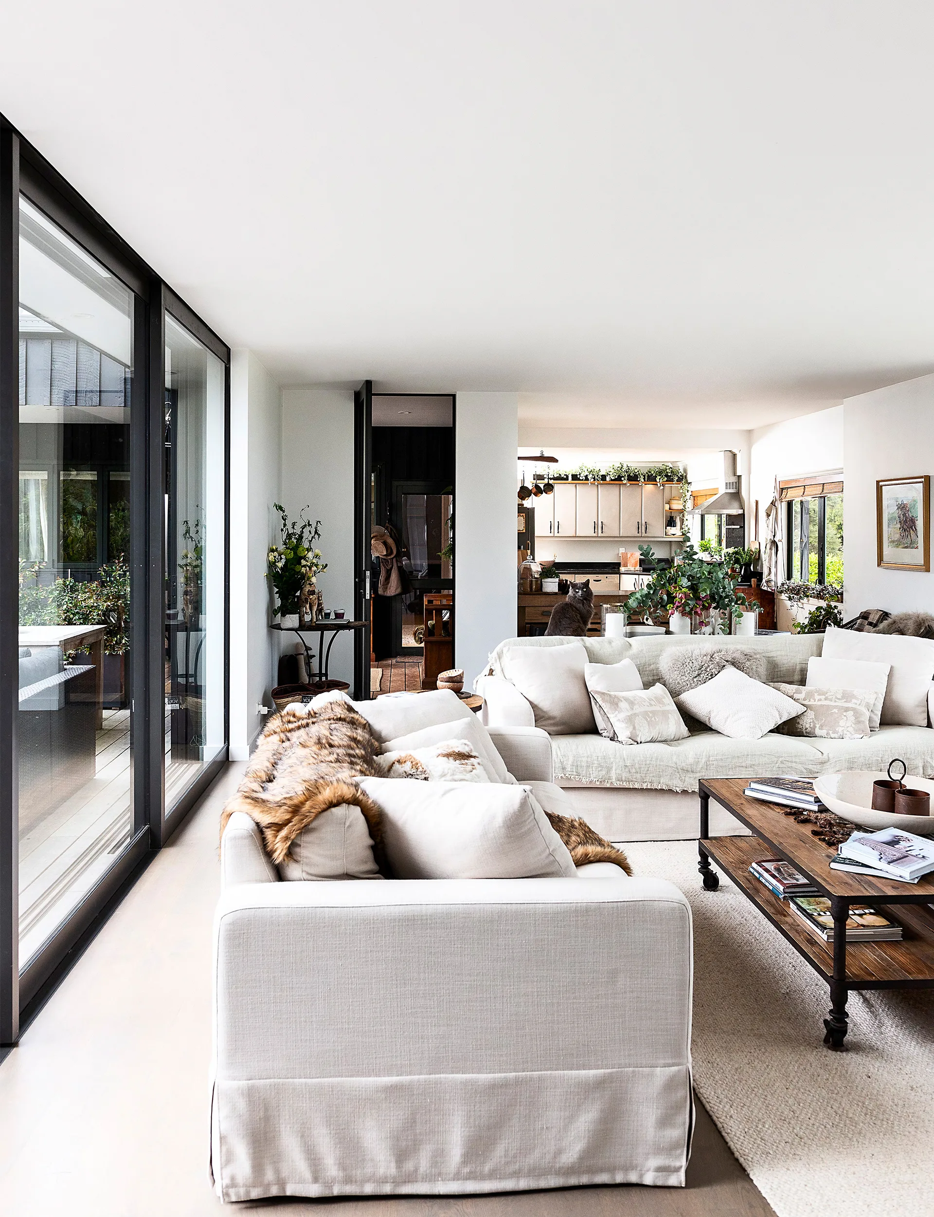 Whitford home, country style lounge