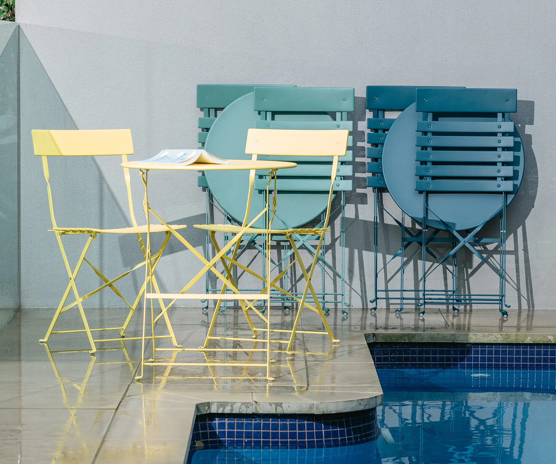 Be in to win an outdoor furniture package worth $5000!