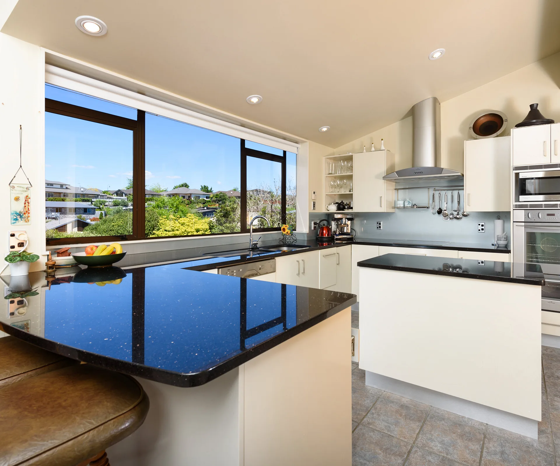 Bay of Plenty spacious family living
