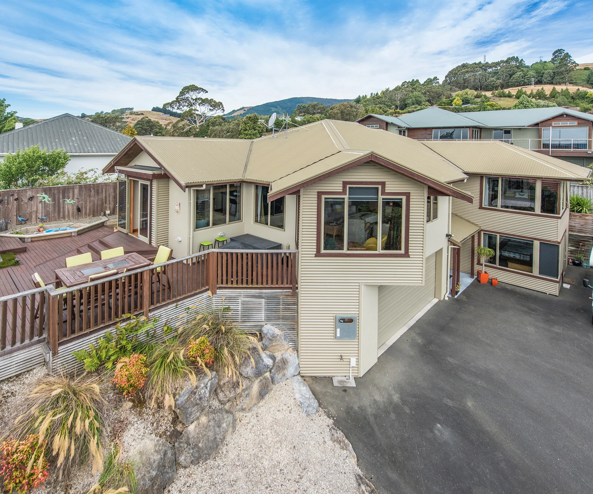 This generous family home in Nelson was designed to soak in the views