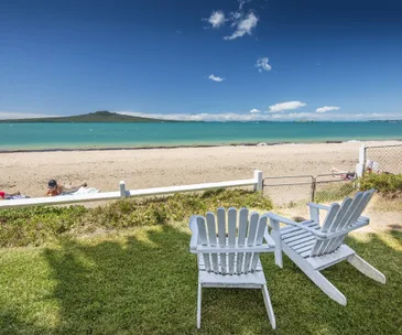 Enjoy living by the sea in this charming beachfront bungalow 