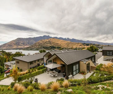 Now’s your chance to own a spacious townhouse in Queenstown