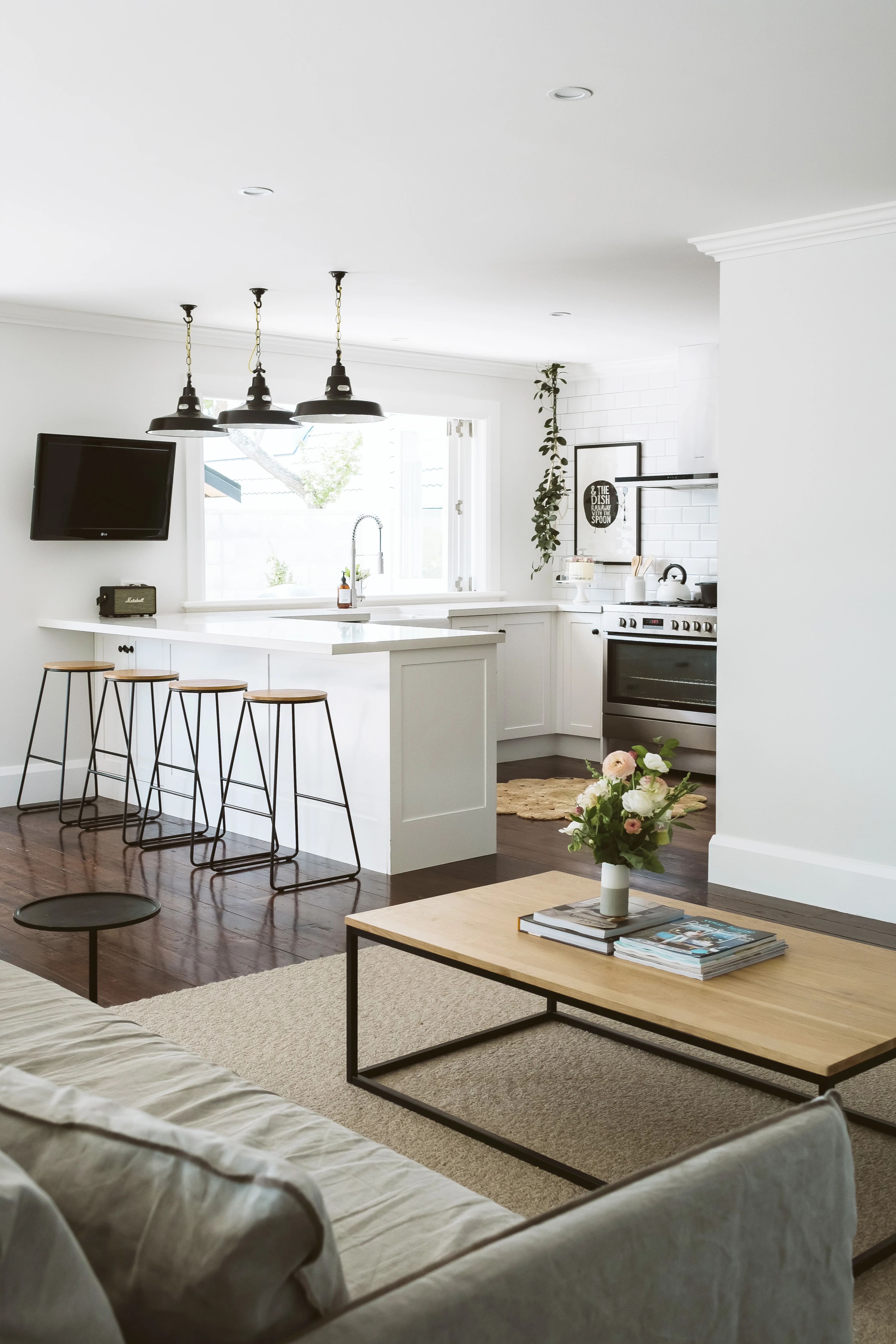Kiwi Instagrammers to follow interior inspo Blair and Becs Build