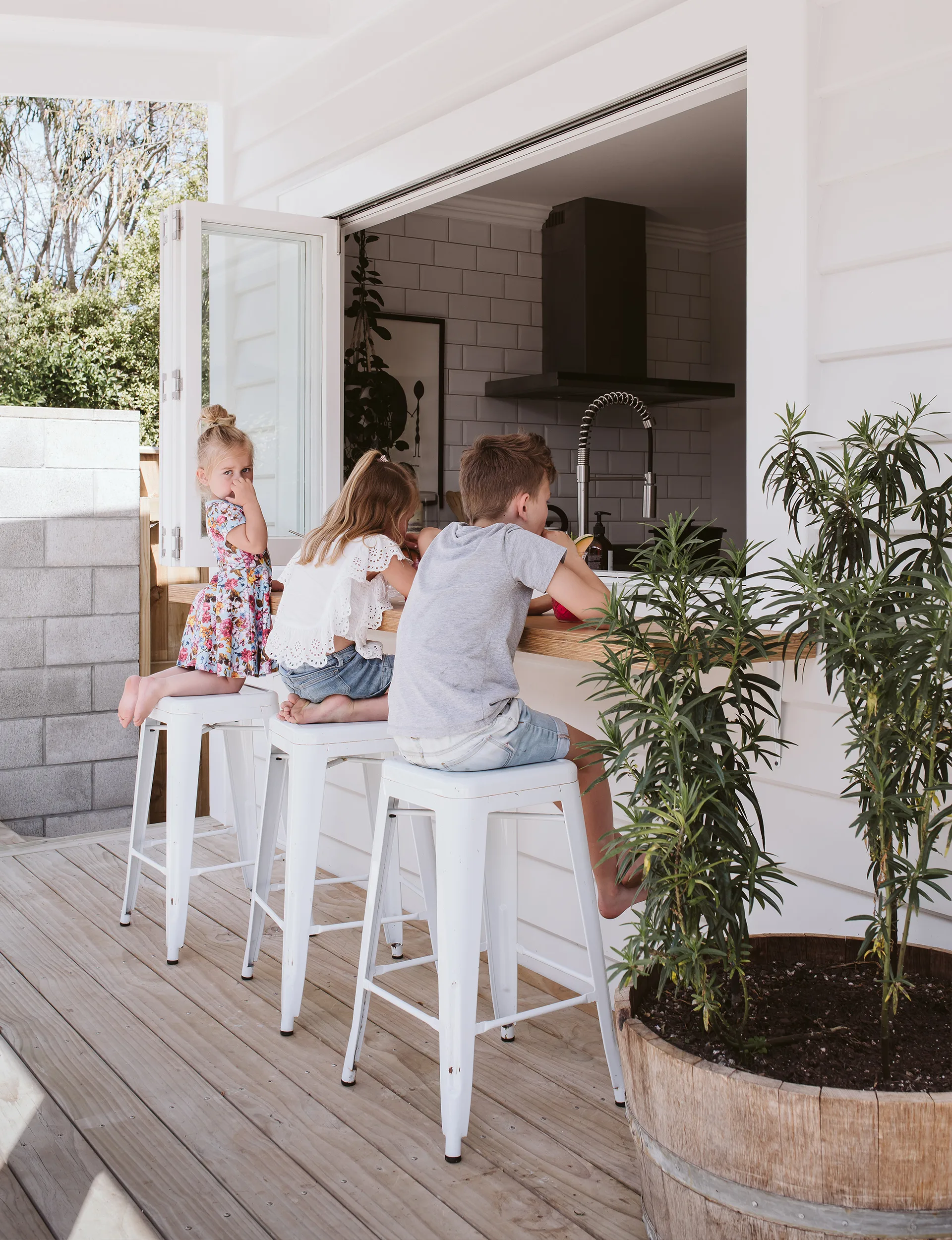 Kiwi Instagrammers to follow interior inspo Blair and Becs Build