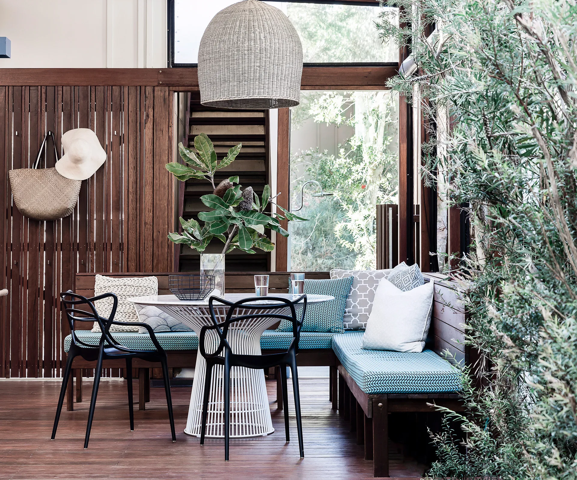 10 easy ways to help transform your outdoor space