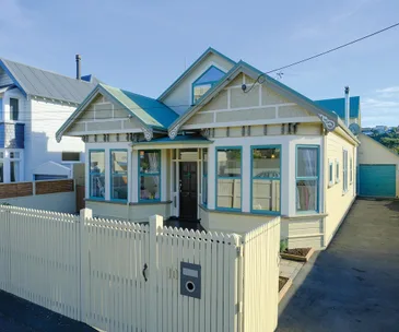 This spacious 6-bedroom Dunedin villa offers fantastic living by the beach
