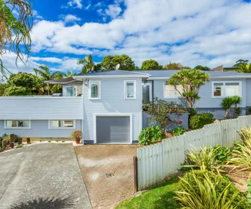 This Forrest Hill home for sale was made for carefree family living