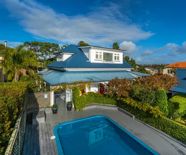 This character villa in the heart of Milford offers top pedigree and position