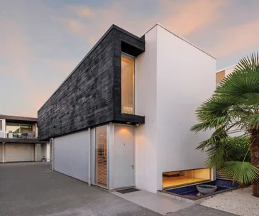 Enjoy inner-city convenience at this 3-bedroom Christchurch townhouse
