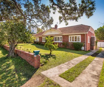 This Takapuna property offers an enticing development opportunity