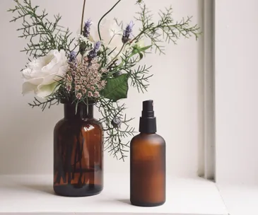 Eleanor Ozich shares her favourite essential oil combos you can make at home