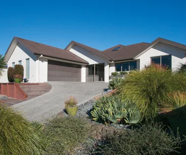 Enjoy comfortable, easy-care living at this Katikati home