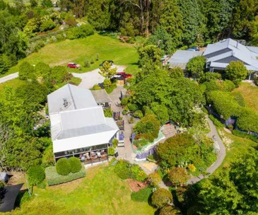 Popular Taupo destination L’Arté Café & Gallery and family home for sale
