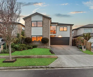 This spacious Flat Bush home for sale is perfect for a family