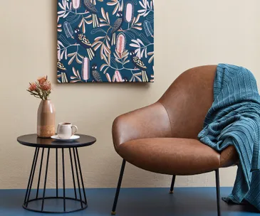 How to transform a piece of fabric into a piece of art