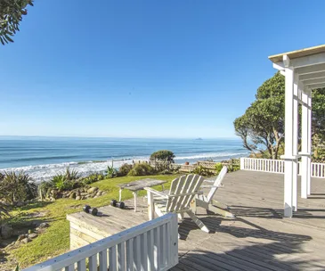 6 homes from across New Zealand with the best sea views