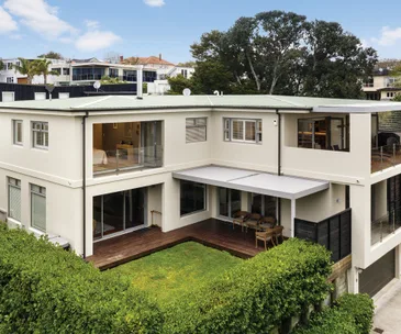 Functional design meets exceptional views at this Mission Bay property