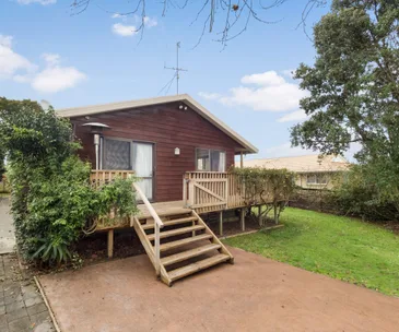 This tidy three-bedroom Pukekohe home for sale ticks all the boxes